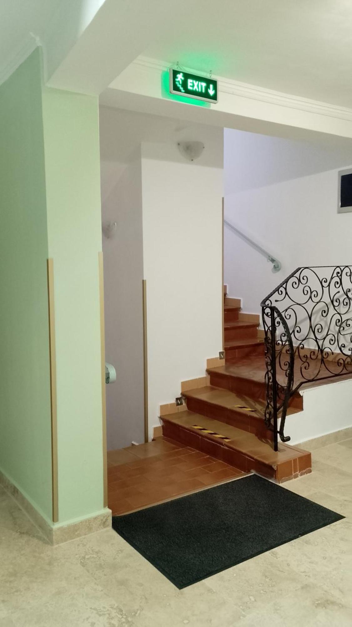 Rhc Royal Hotel Орадеа Екстериор снимка